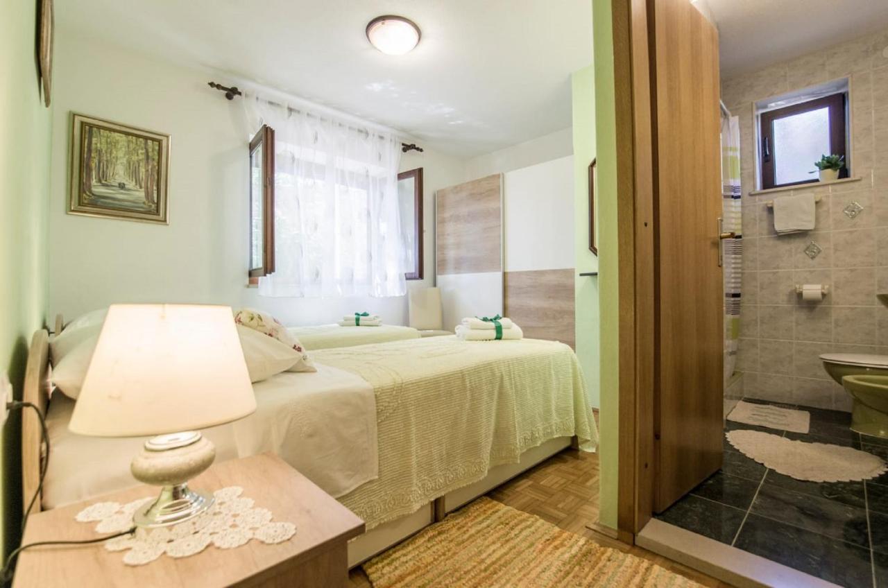 Holiday Home Villa Spilla Selca  Exterior foto