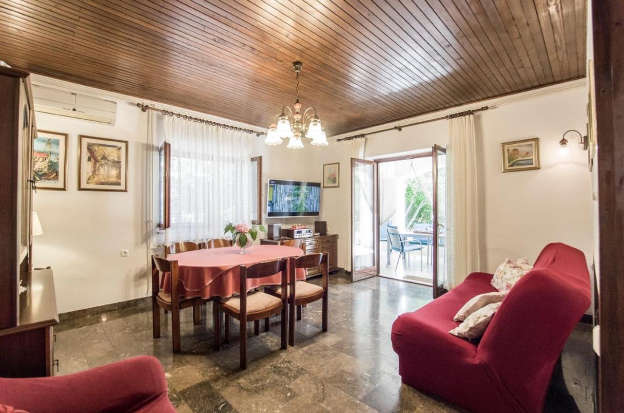 Holiday Home Villa Spilla Selca  Exterior foto